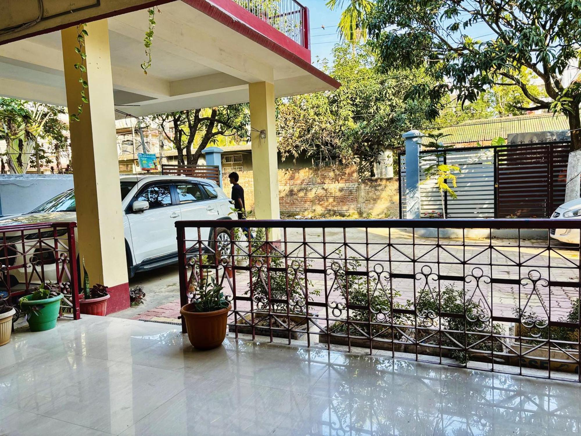 Capital Heritage Homestay Guwahati Eksteriør billede